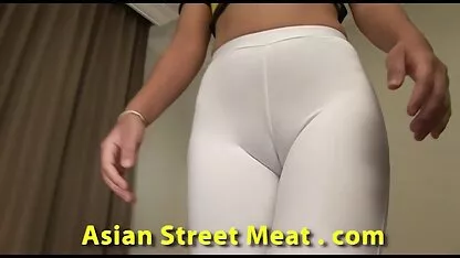 Pušenje jeftine drolje cartoon animal porno odskače na velikom penisu