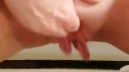 Mladi video porno h šef jebe bistru tajnicu u dupe