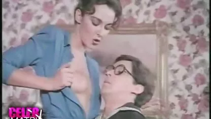 Snimljeno na kameru dok se pilić sisa i daje porno hub 2018 maca