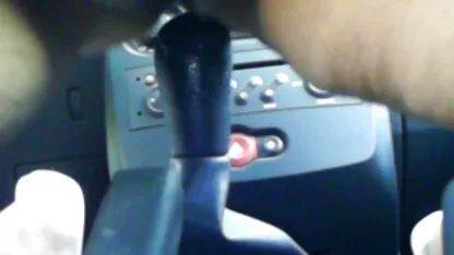 Tip je na kolica uzeo prekrasne junice za snimanje u porno mom film filmu