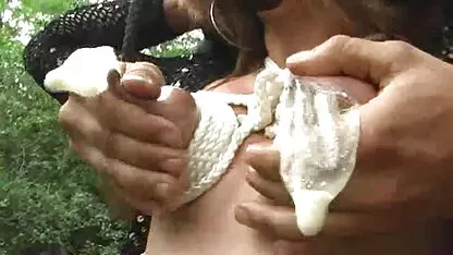 Jeben nježno lijepa brineta i gurnuo joj rupu sperma xxxx video porno
