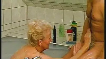 Veliki porno hd net momak je jebao ukusnu kurvu u pičku