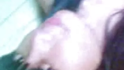 Vidio je u rupi mladu lijepu djevojku film porno zoo