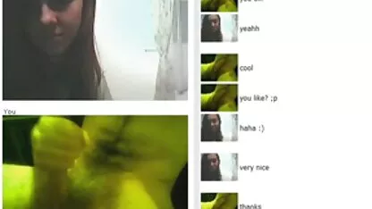 Mlada plavuša usisava porno scol ljubavnički kurac