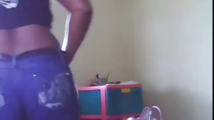 Amaterski fisting i brzi seks tene porno s brinetama