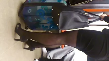 Tip je ubacio kurac u xxx prno točku prsate drolje