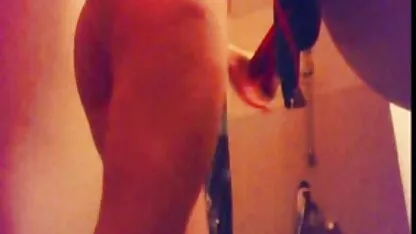 Momci u gomili porno machin jebali su tri prostitutke
