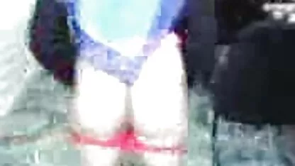 Pijan crvenokosi daje sve rupe svojim prijateljima porno hom