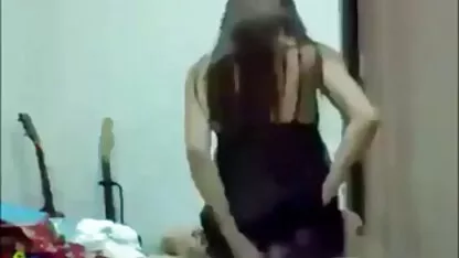 Lezbijke se zabavljaju velikim gumenim kurac movie porn 4k za dvoje