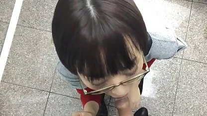 Snimljeno na kameru kako se porno busy jasno jebe seksi mulat