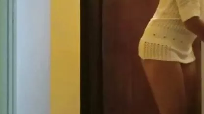 Ruska ljepotica u jednom daphne porno jebenu je uzbuđena gospoda