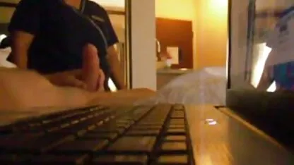 Odrasli muškarci jebaju mladu Valentinu u hardcore porno tube sve rupe