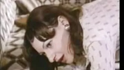 Tsunade dobiva dugi penis u stream porn film svojoj dlakavoj pički i sperma u njoj od prijatelja