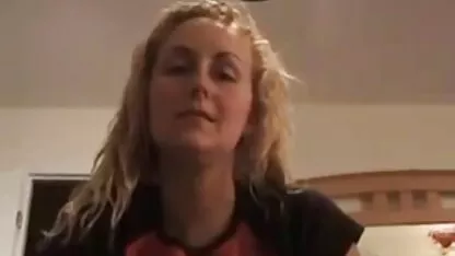 Raširio sam crvenokosu djevojku sex porno xxx free na jebaču i potapšao joj mokru rupu