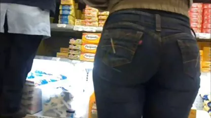 Fragilna Ruskinja zajebana je u dupe velikim porno antai kuracem