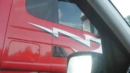 Jebena ruska mršava djevojka u krevetu porno 2g u pičku