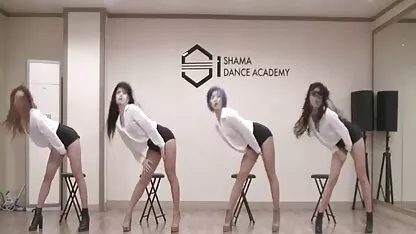 Snima video snimke ruske djevojke koja puši sexfilm