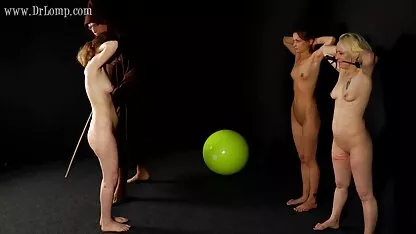Njemački striptiz film 18 porn jebao sebe